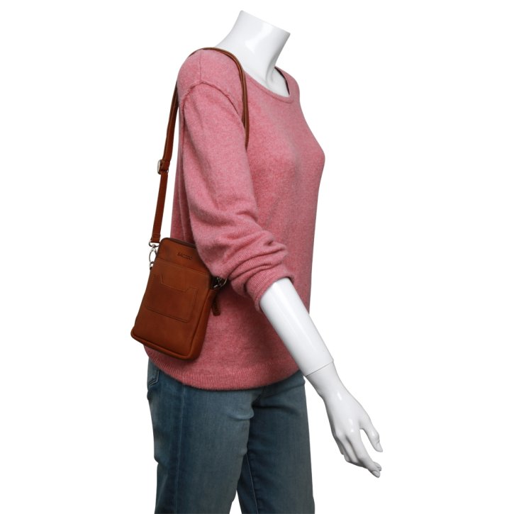 Saccoo Dagani Phone Bag cognac